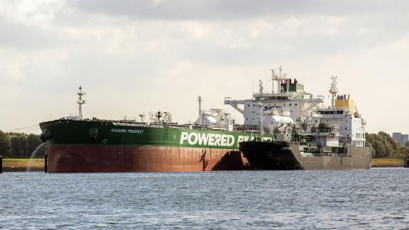 Cardissa bunkers to ship Gagarin