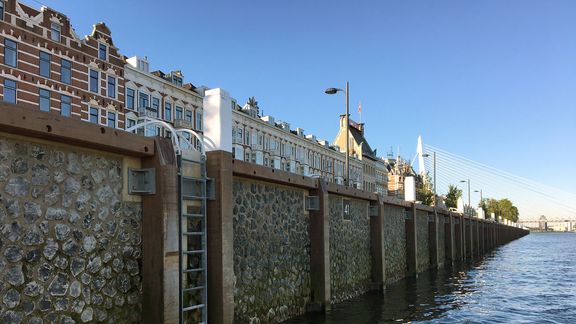 Kademuur Maashaven