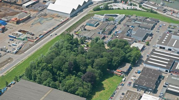 Public spaces in Dordrecht Inland Seaport