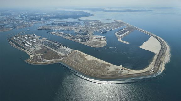 Maasvlakte 2 vanuit de lucht