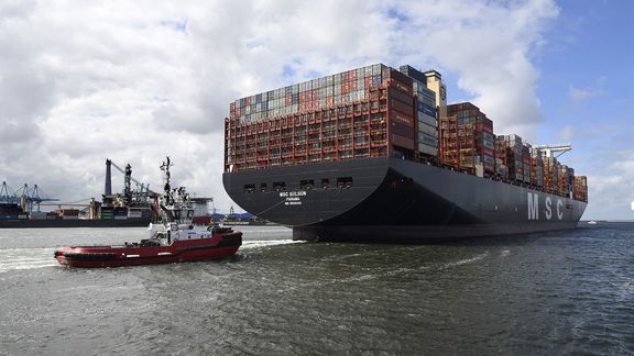 Ankunft der MSC Gülsün in Rotterdam, des weltweit größten Containerschiffs