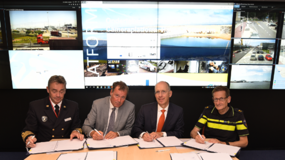 Ondertekening van het convenant Cameratoezicht Haven Rotterdam