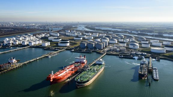 Moored oiltankers at Vopak in the Caland Canal