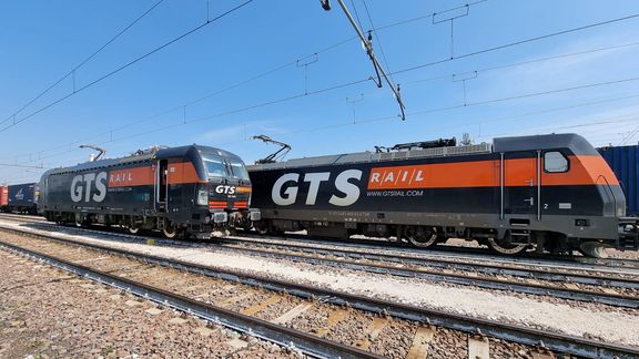 Electric GTS locomotives