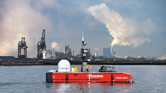 Die Blue Essence, das erste certified unmanned ship (USV)