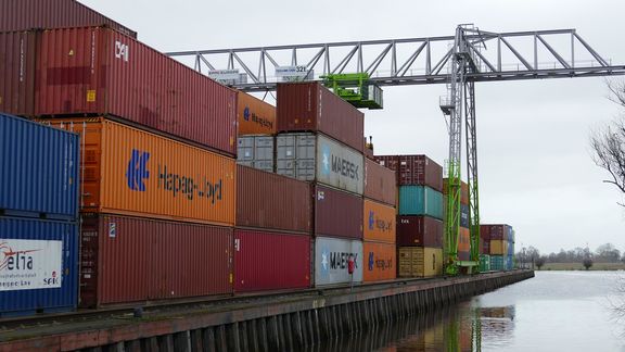 Containers on the quay
