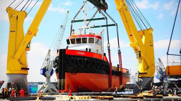 Ship Otago is itself heavy lift cargo when lifted in bigger vessel