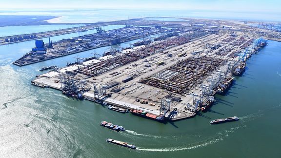 De ECT terminal op Maasvlakte I