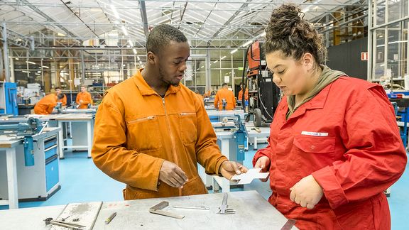 Scholieren aan het werk