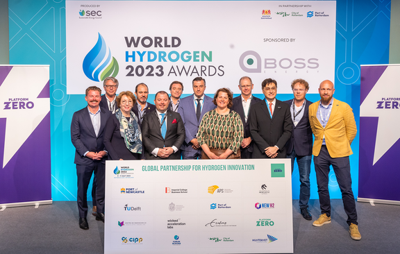 World hydrogen awards people on stage
