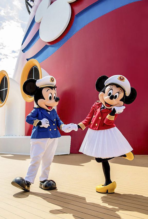 Mickey en Minnie Mouse op de Disney Dream