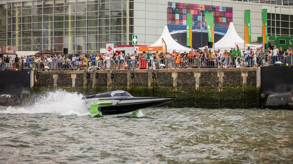 在2022年世界港口日展示活动中亮相的Racebird摩托艇（照片：Anne Reitsma）