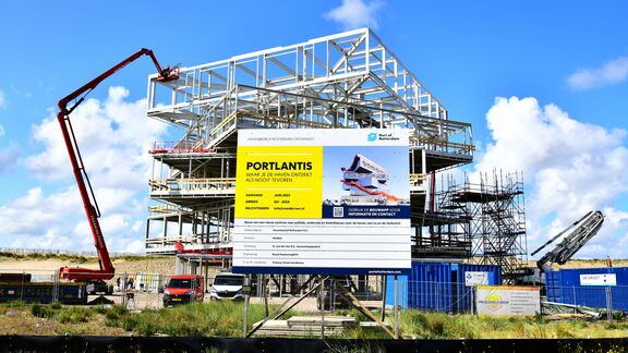 Bouwbord voor Portlantis