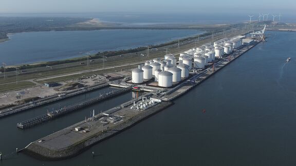 The HES Hartel Tank Terminal on the Maasvlakte