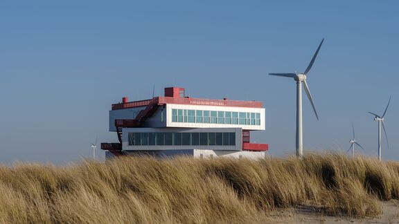 Portlantis gezien vanuit de duinen