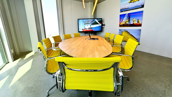 Yellow Room Portlantis