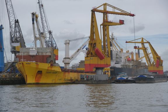 happy-rover-(ned-mammoet-merwehaven-2-(2300x1530.jpg