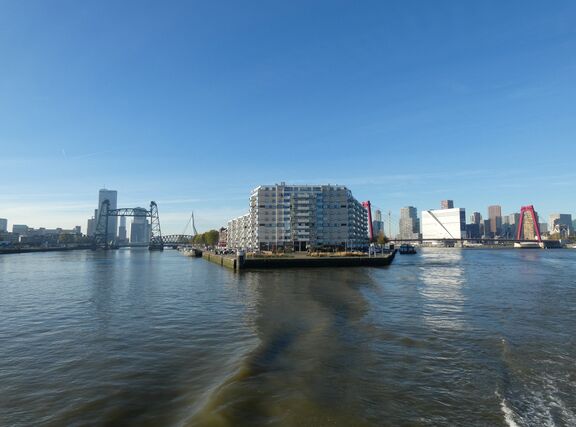 port-of-rotterdam-achterzijde.jpg