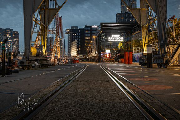port-pavilion-rotterdam-port.jpg