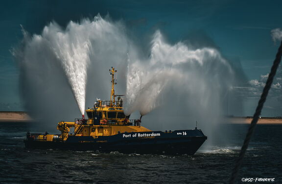 hoek-van-holland-1.jpg