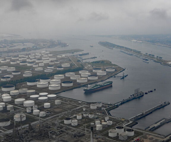 in-de-mist-van-pernis.jpg