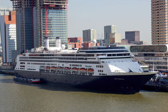 ms-rotterdam-vi-01.jpg