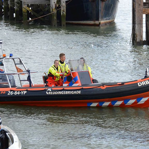 Water stewards of the Dordrecht Rescue Brigade