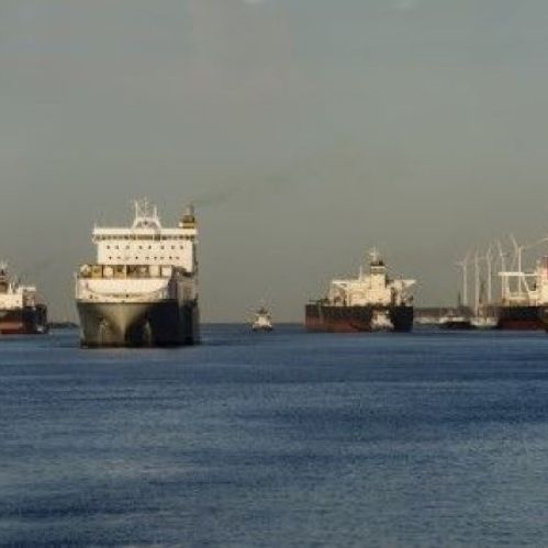 Caland-Kanal im Hafen von Rotterdam