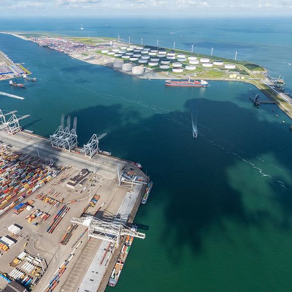 Luchtfoto Maasvlakte 2 Maasmond