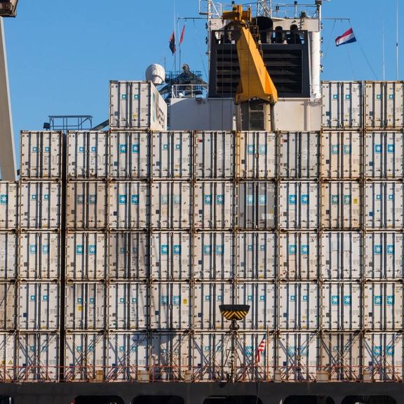 Containers in Haven Rotterdam