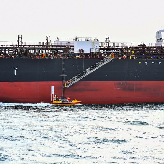 Pilot an Bord eines Schiffes