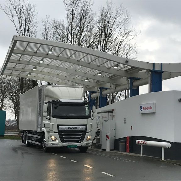 Truck fueling up with hydrogen