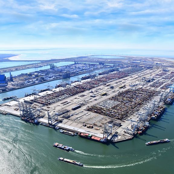 De ECT terminal op Maasvlakte I