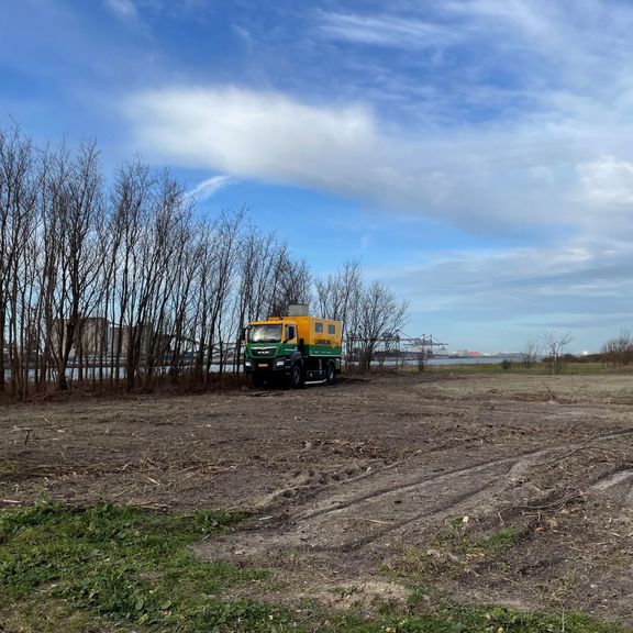 Scheurhaven braakliggend terrein nieuwe kantoor Smit