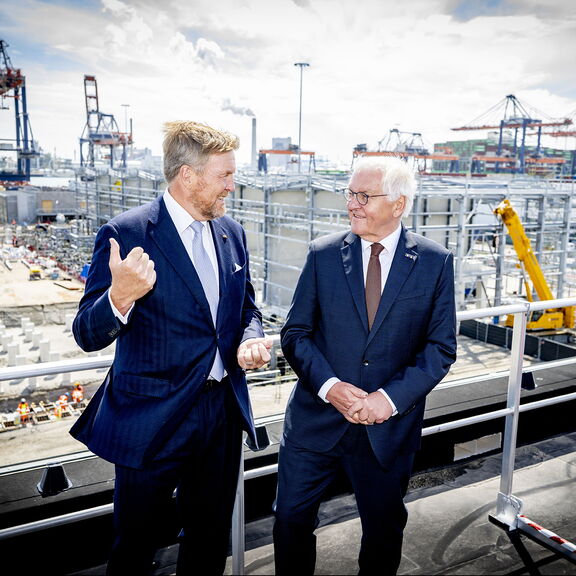 Groepsfoto aankomst Staatsbezoek